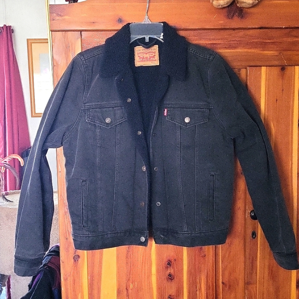 Sherpa lined Levi's Trucker Jacket